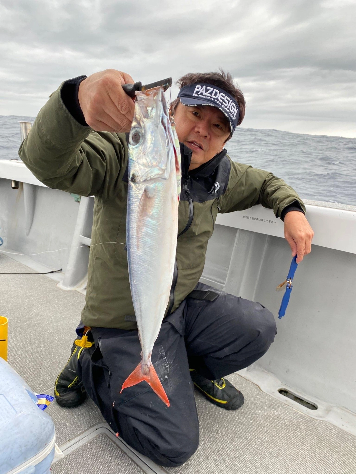 ベイト反応が良いポイントは中深海五目入れ食いになります！魚種も豊富で何が来るか分からない楽しさ♪