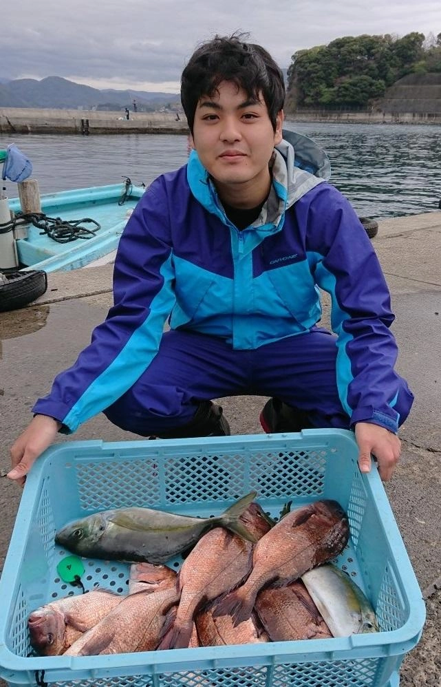 スタッフ石井　初めての海上釣堀チャレンジでこの釣果!!