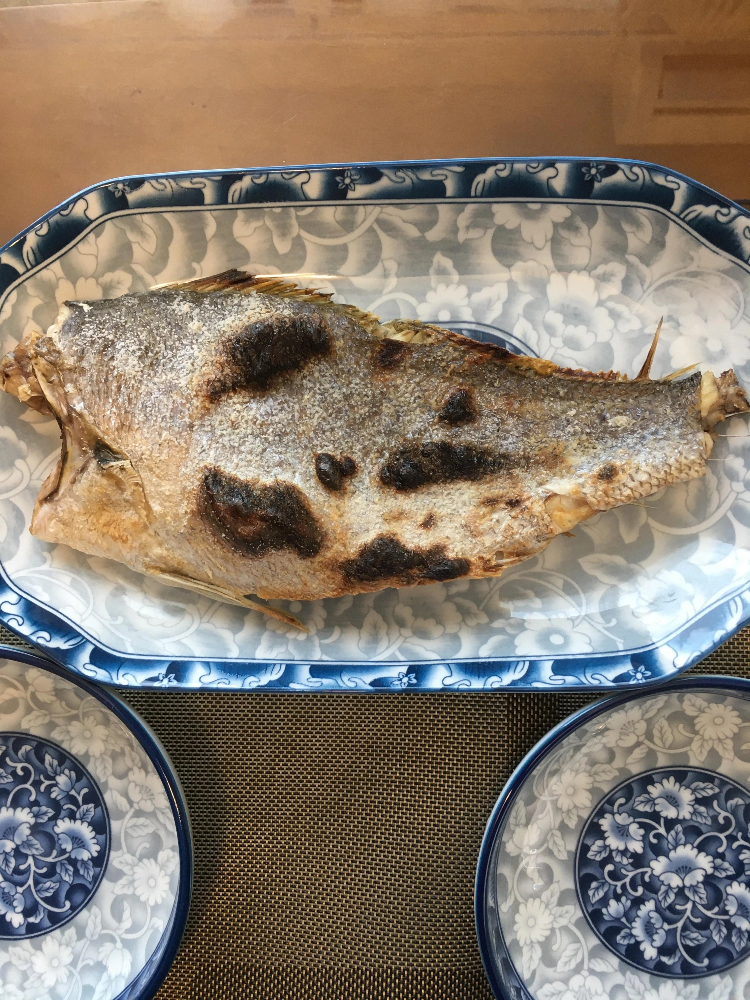 家に帰って、塩焼きにして頂きました。
家族からも、美味しかったと言ってもらえて、
また釣りへ行けます(^^♪