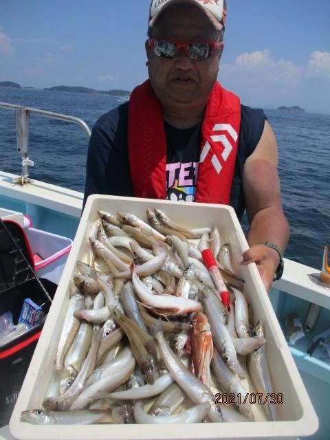 こちらの常連様も『抱卵モロポチャデカギス』を70本程 釣り上げていましたよッ(^-^)
