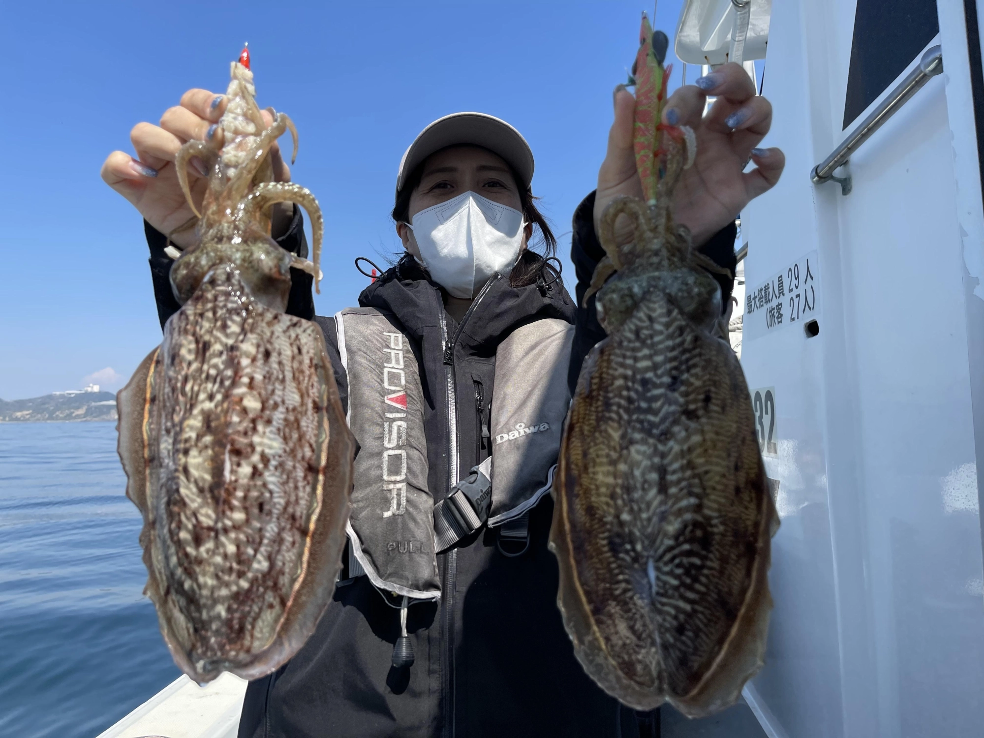 いつものツリジョ様もリベンジ『コウイカ釣り』で❸ハイも乗せたよッ(^-^)
