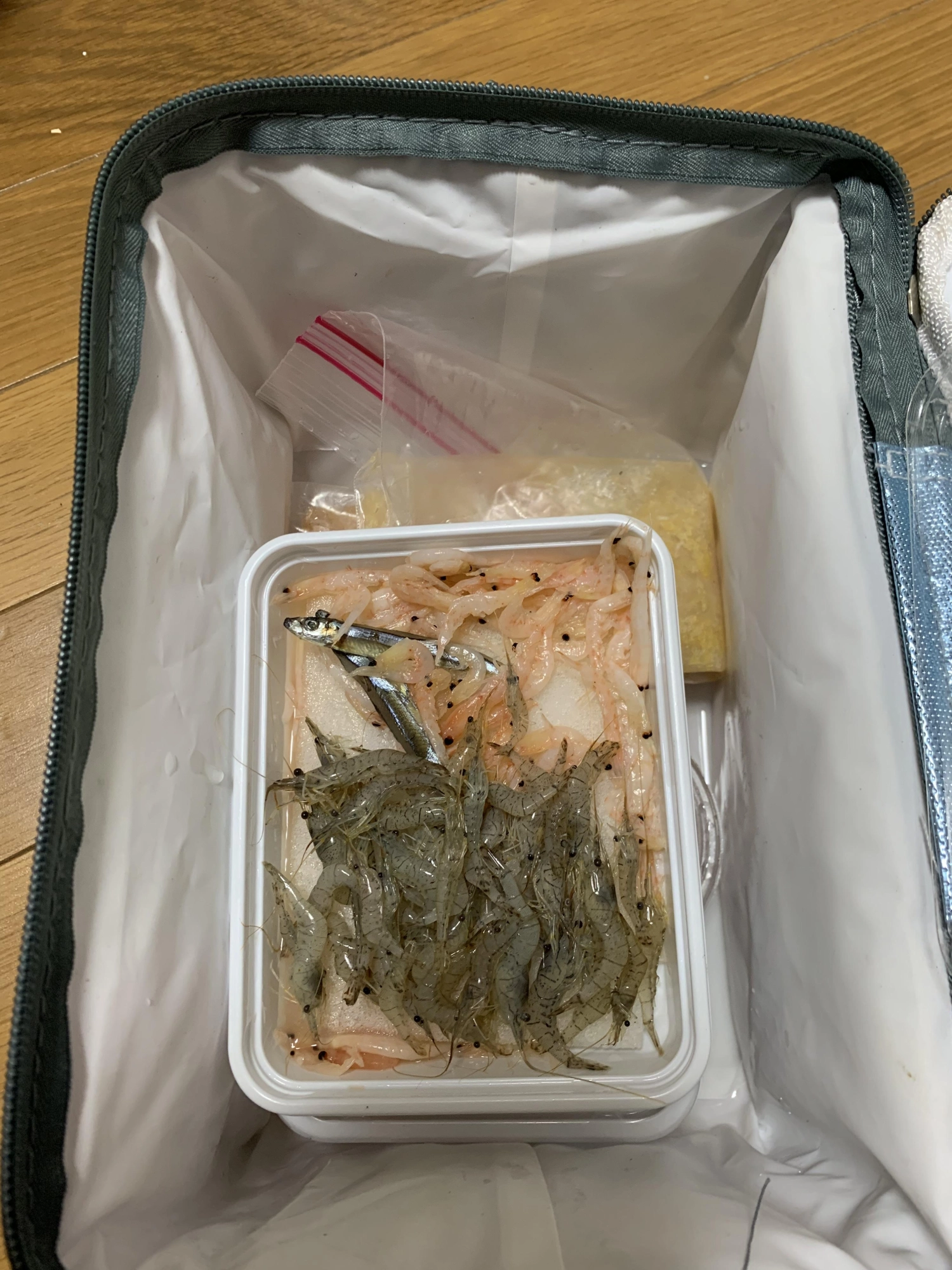 解凍後は使いきりましょう、黒くなります。