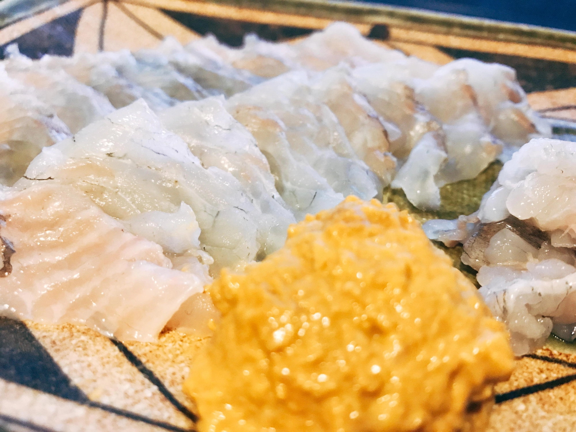 カレイ刺身肝醤油