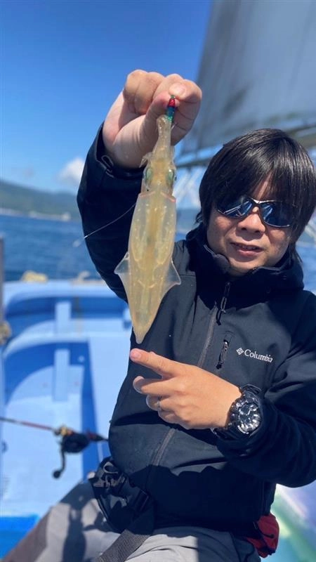 伊東沖マルイカ、アタリが大きいです！とても癒されます!!