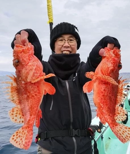 良型オニカサゴ　0.7キロと1キロが釣れました！！