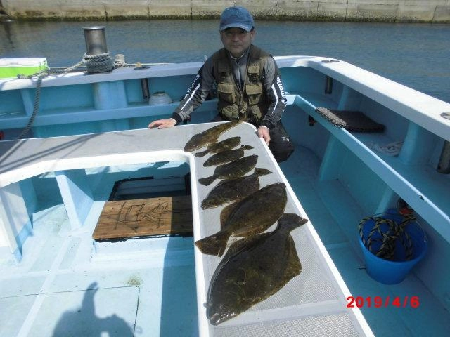 昨日に引き続きヒラメ竿頭トップ釣果様はアベレージビラメ⑥枚とデカマゴチを釣りましたッ(・∀・)