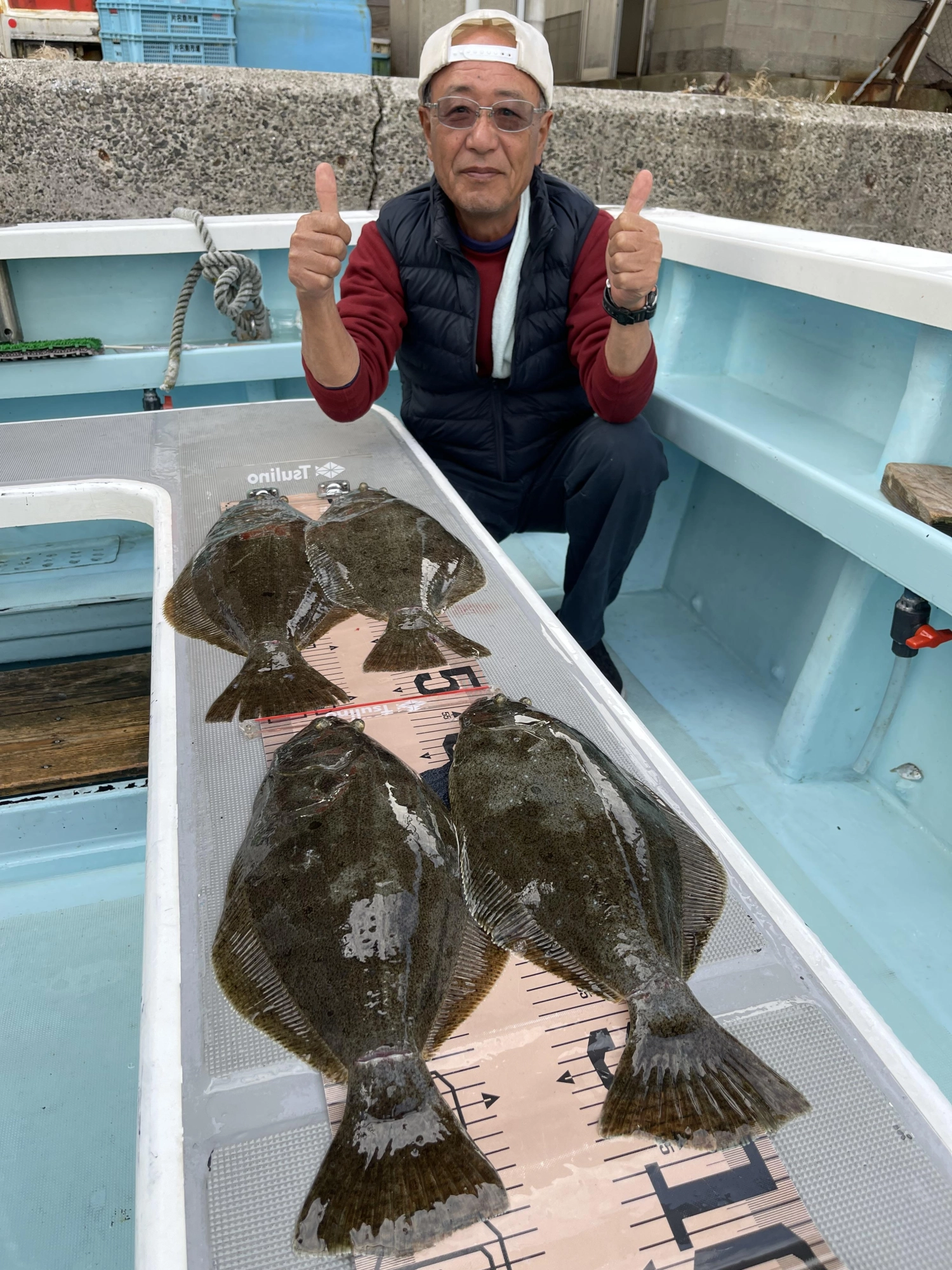 こちらの常連様も良型肉厚ビラメ中心にグッド狩りッ(^-^)