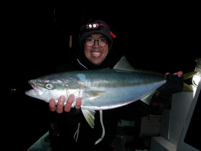 伊東の冬の風物詩
夜イカブリ釣りが解禁しました！