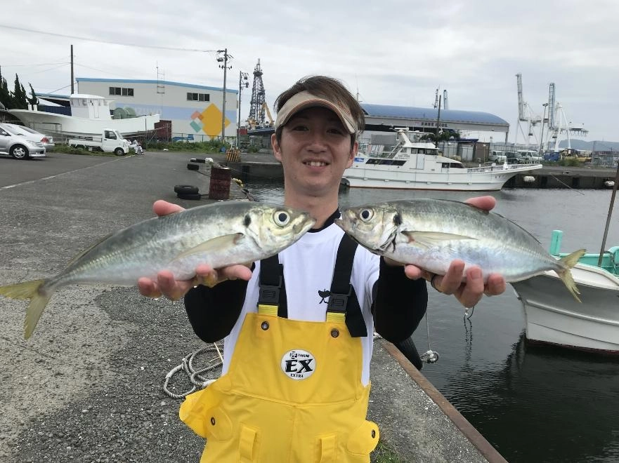 今シーズン初の久能沖のアジ釣り調査に行ってきました。