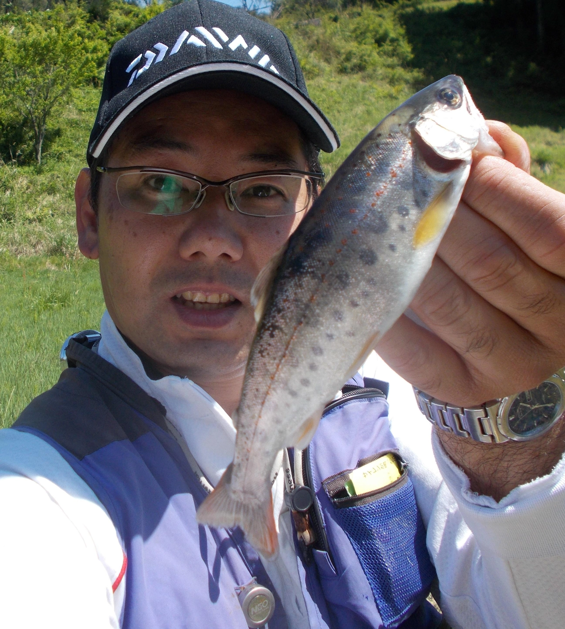平日でしたが何人か釣人を見かけました。下伊那漁協管轄の河川は広域なので好みの河川を見つけてみるのも面白いですよ。