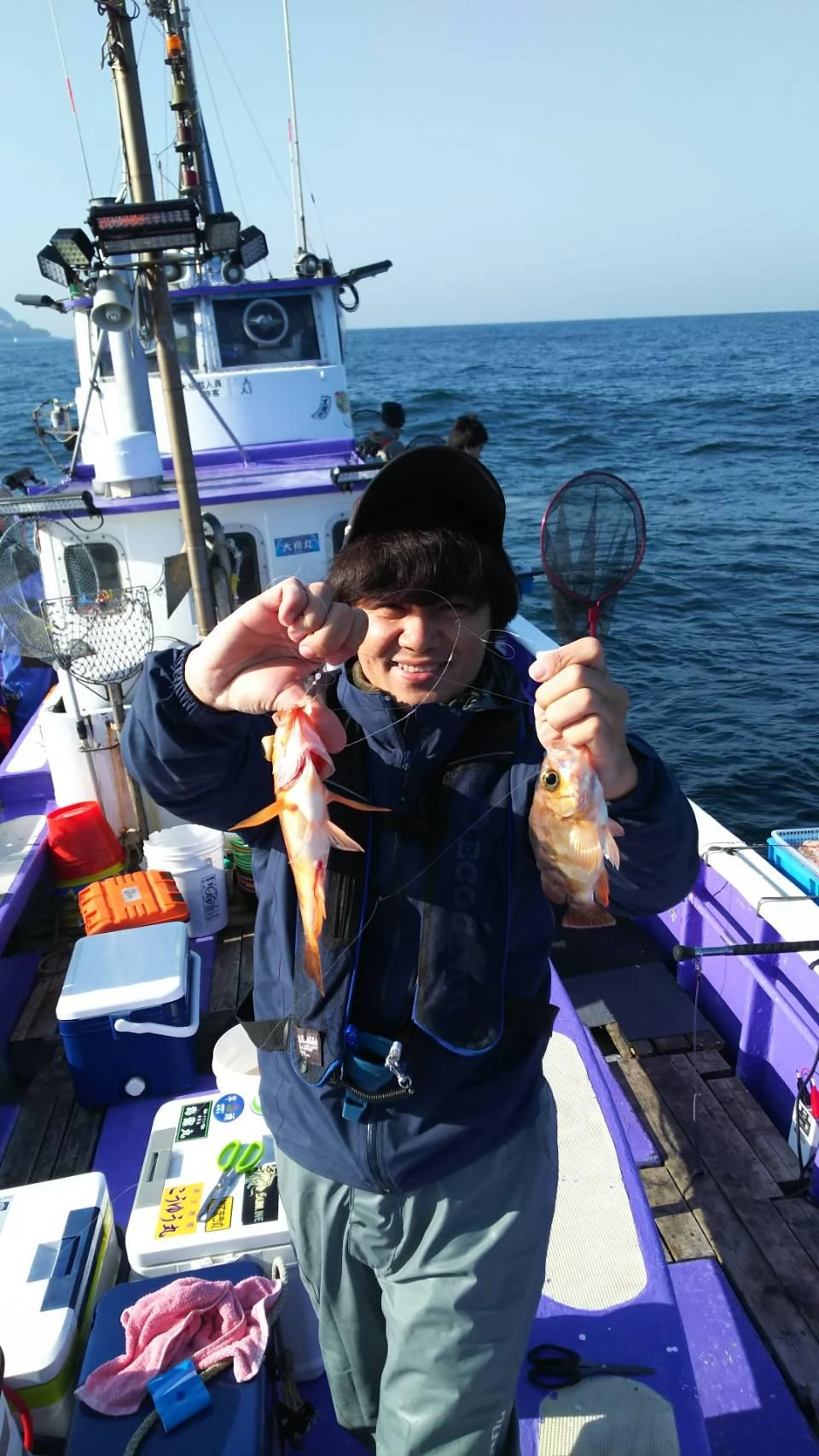 沖メバルの群れにあたり、入れ食いタイムもありました！！