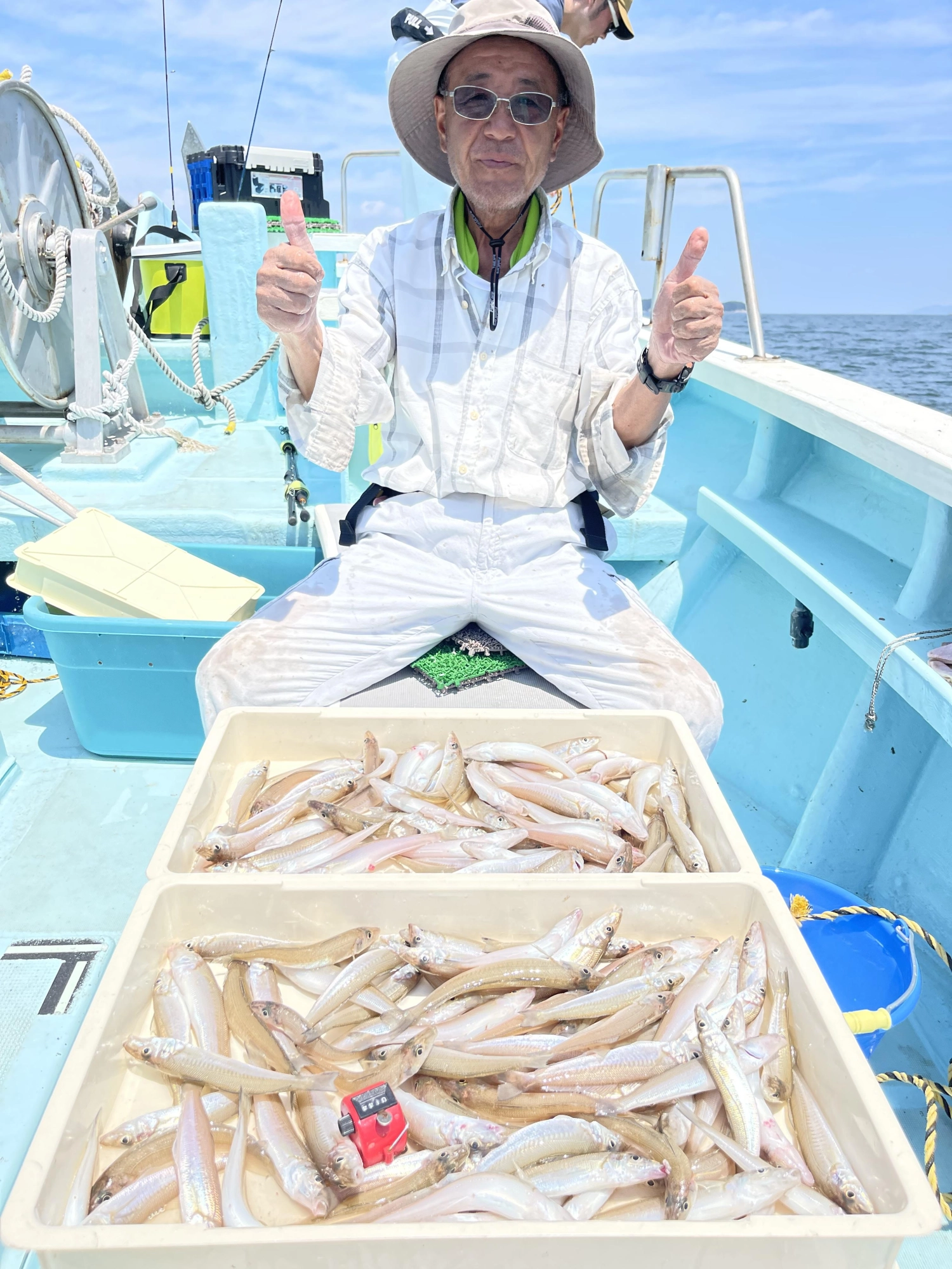 いつもの常連様はデカポチャギス主体に①④④本も釣り上げましたよッ(°▽°)