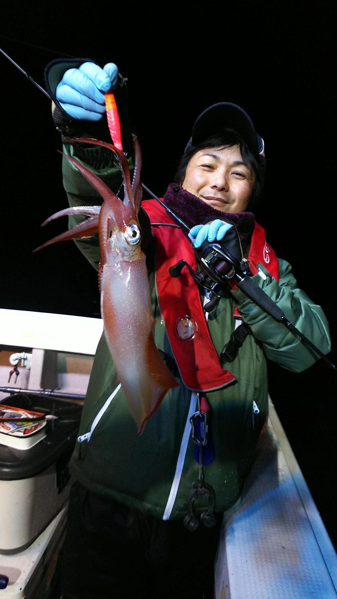 釣れるのはメタボマイカばかり！