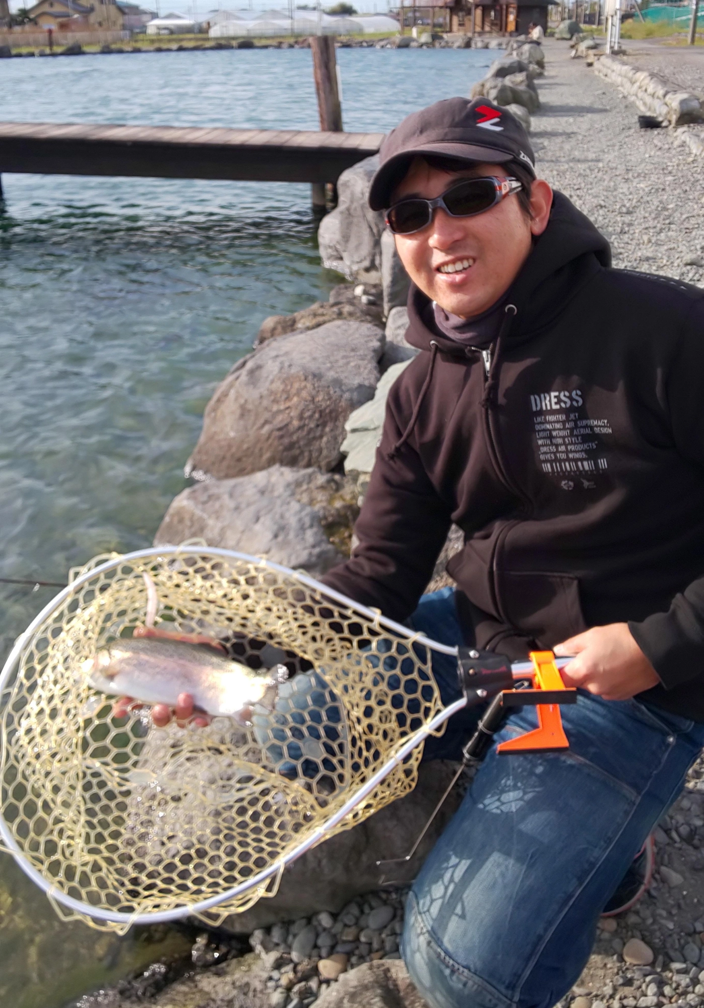 このサイズの魚が中心に釣れてきました。年末年始も営業しているそうなので、年末の釣り納め、年始の釣り始めにいかがですか。