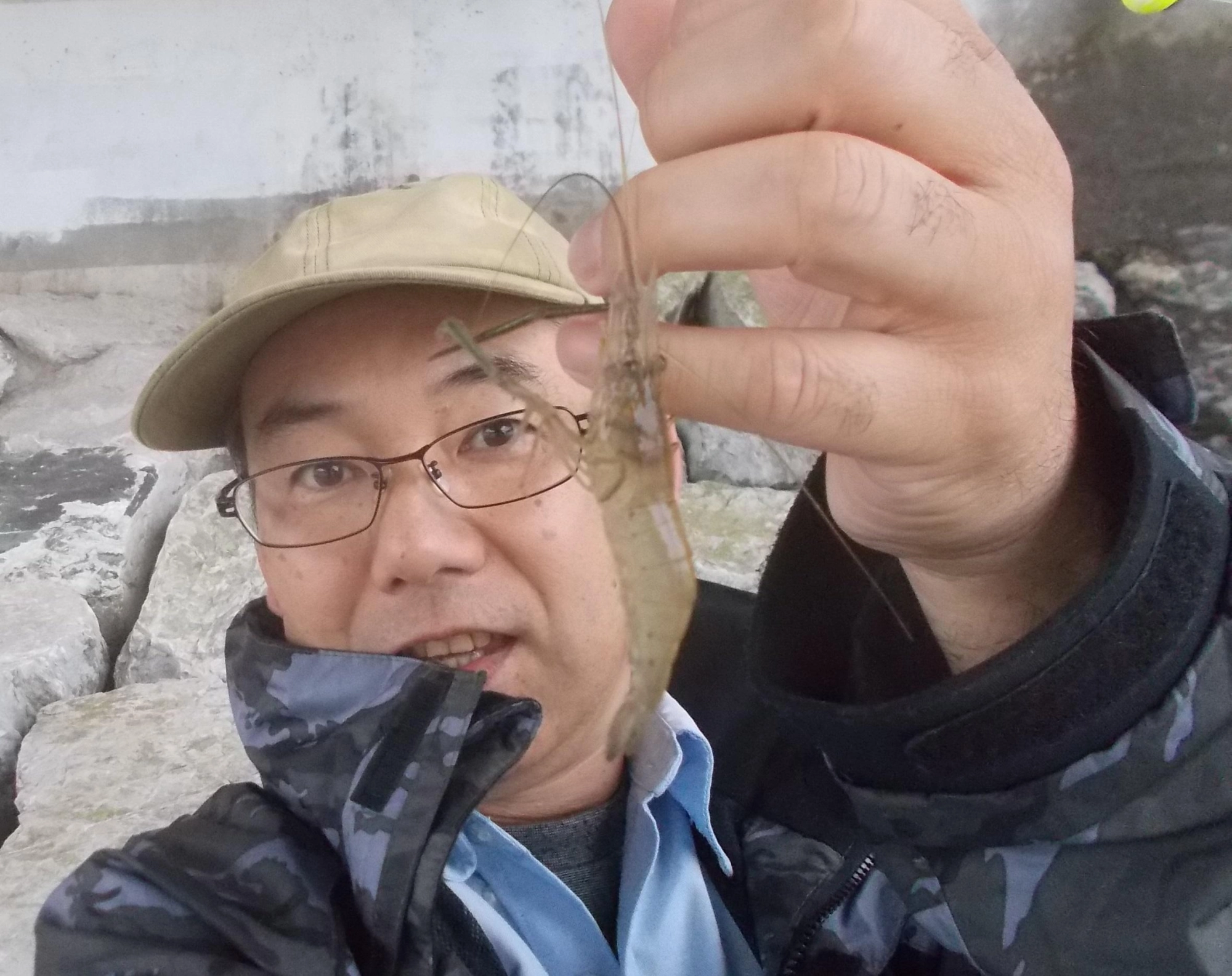 手長エビ釣れてますよ♪ピンピンとした独特の引きが病みつきに・・・