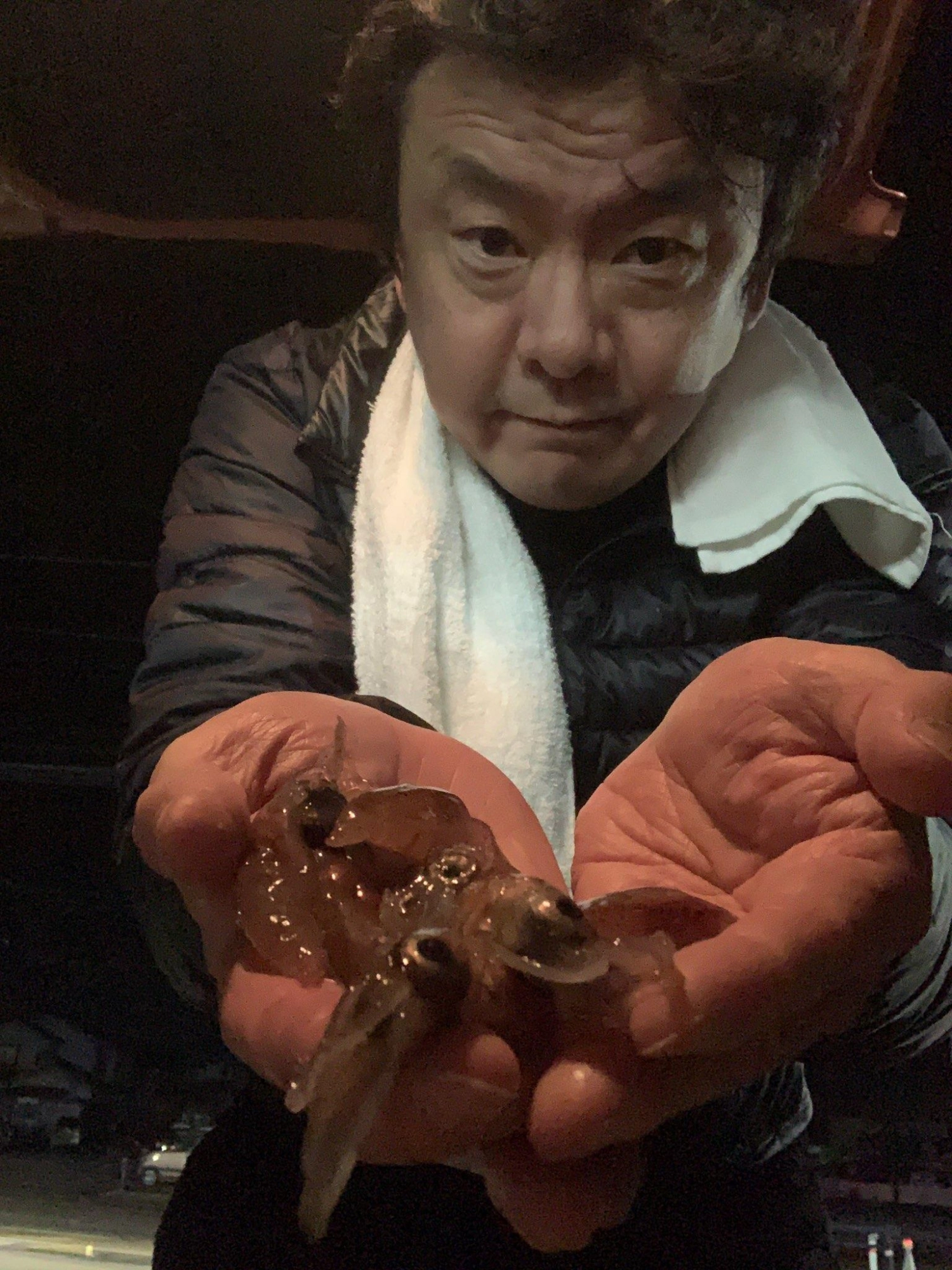 爆風＆大雨・吹雪の中でも、今年はホタルイカが多いので掬えましたよ！