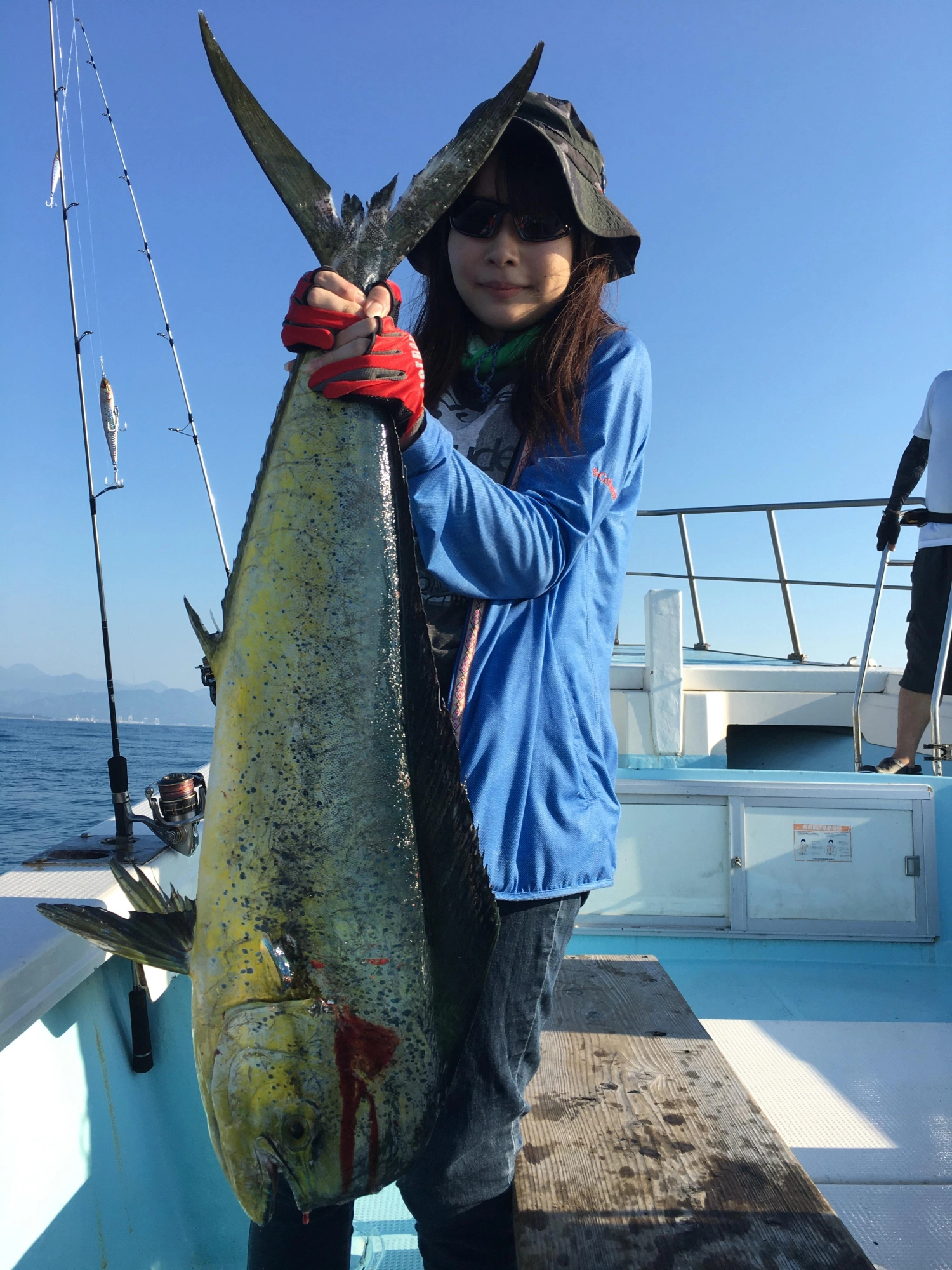 釣りガールが良型連発❗️