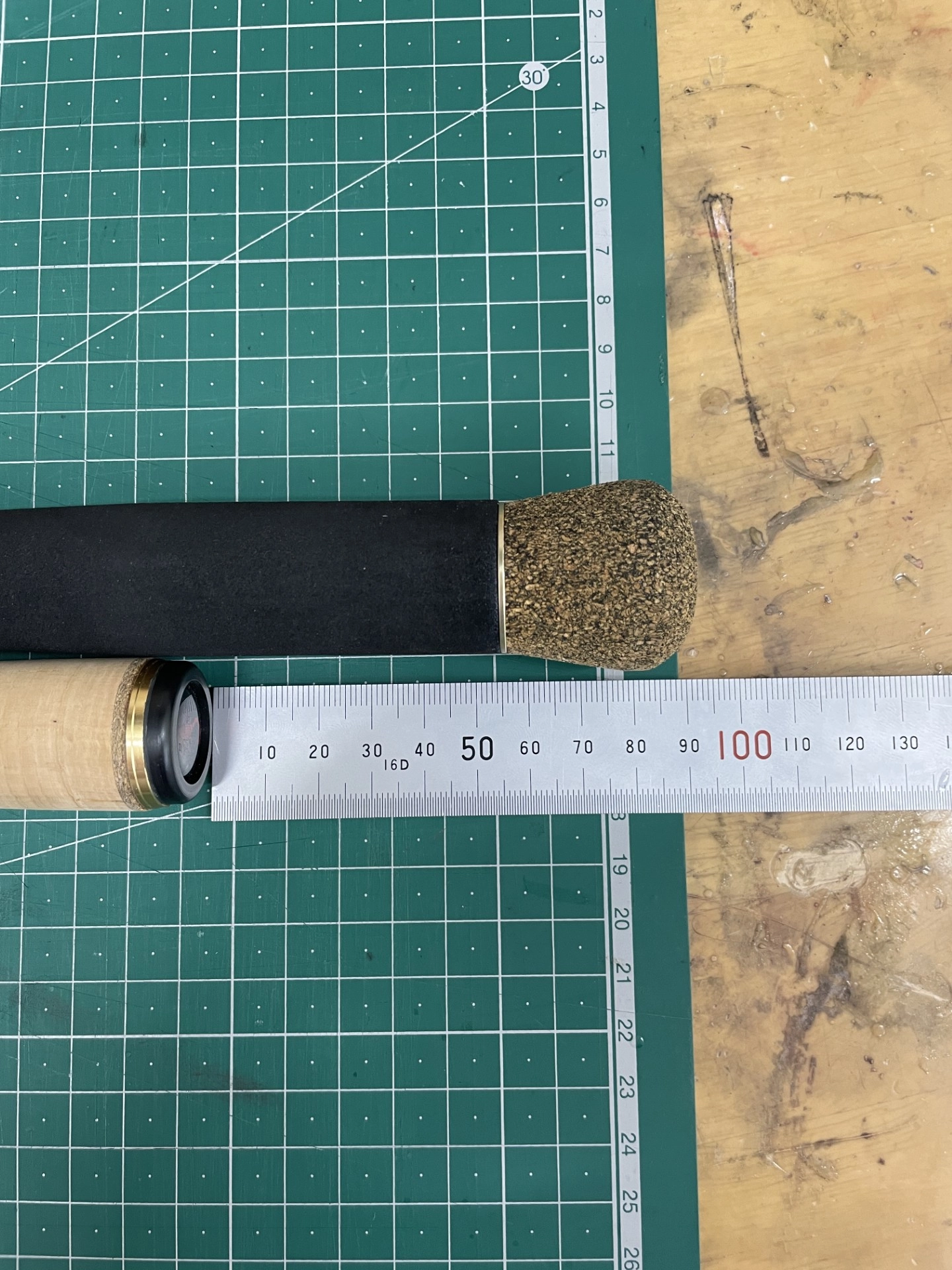 ワールドシャウラEVAグリップ 鶴見工房》シマノ ワールドシャウラのグリップ部分をコルクから