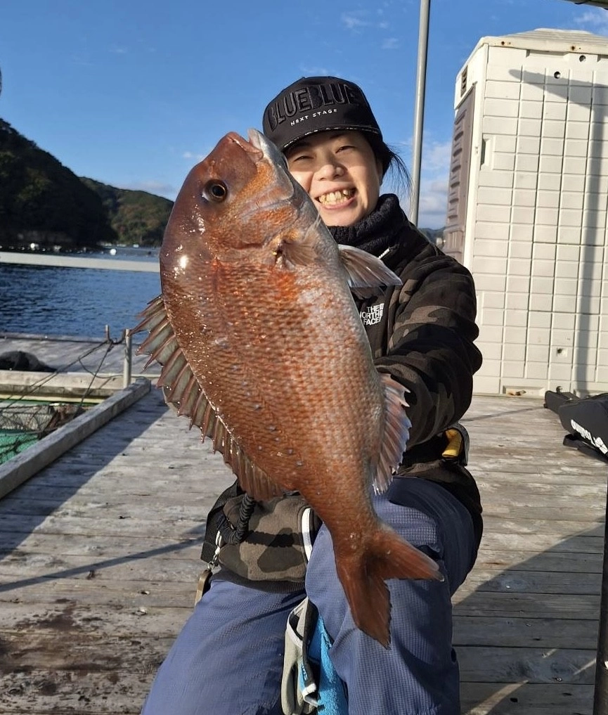 2025年11月☆海上釣堀で高級魚乱舞！！！ | 釣具のイシグロ | 釣り情報