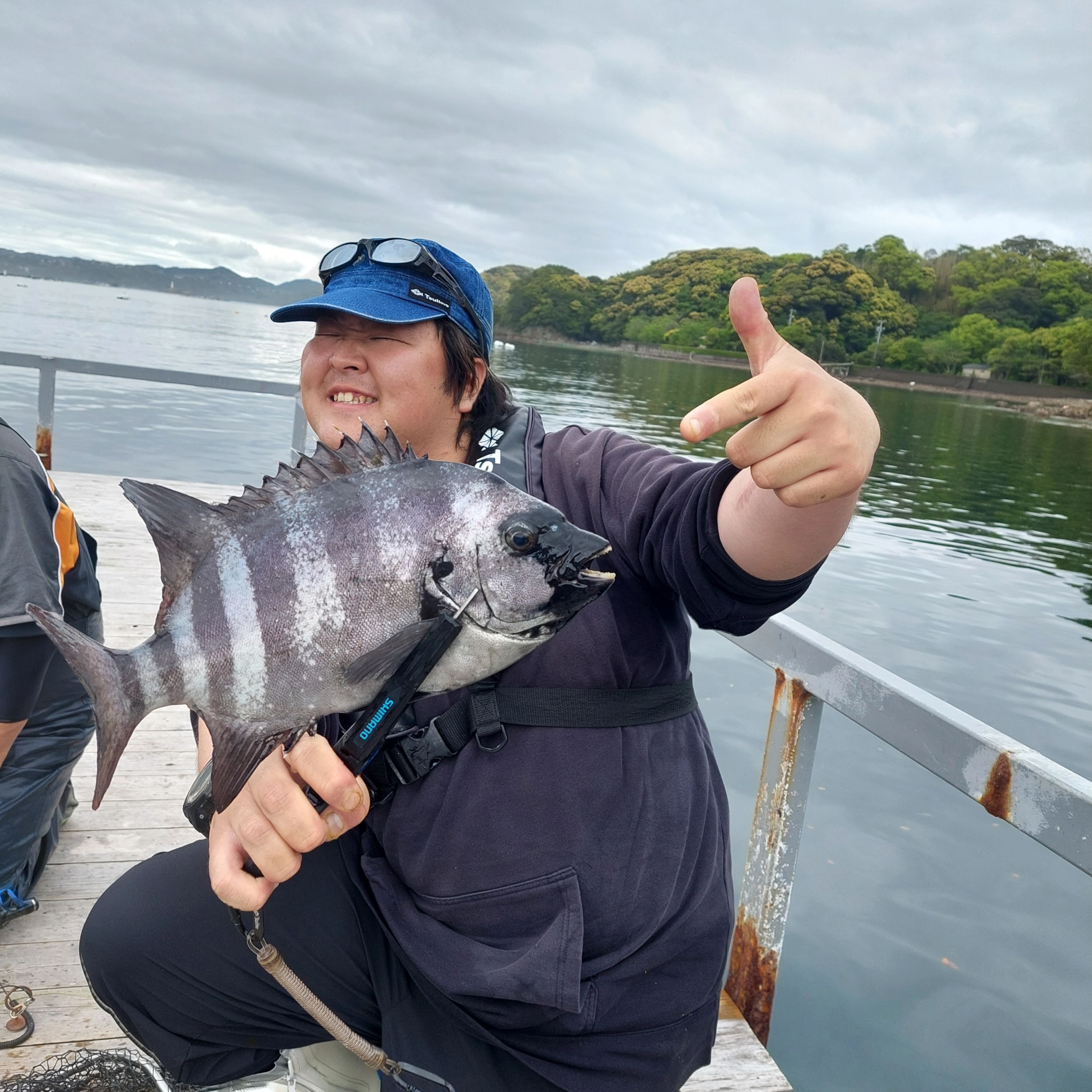 ［美品］極上 白象　翁魚釣り　61g置物　送料込み￼ 釣りおじさん 即掛 誘いウキ 舞月 - HAPPY ANGLER 公式サイト