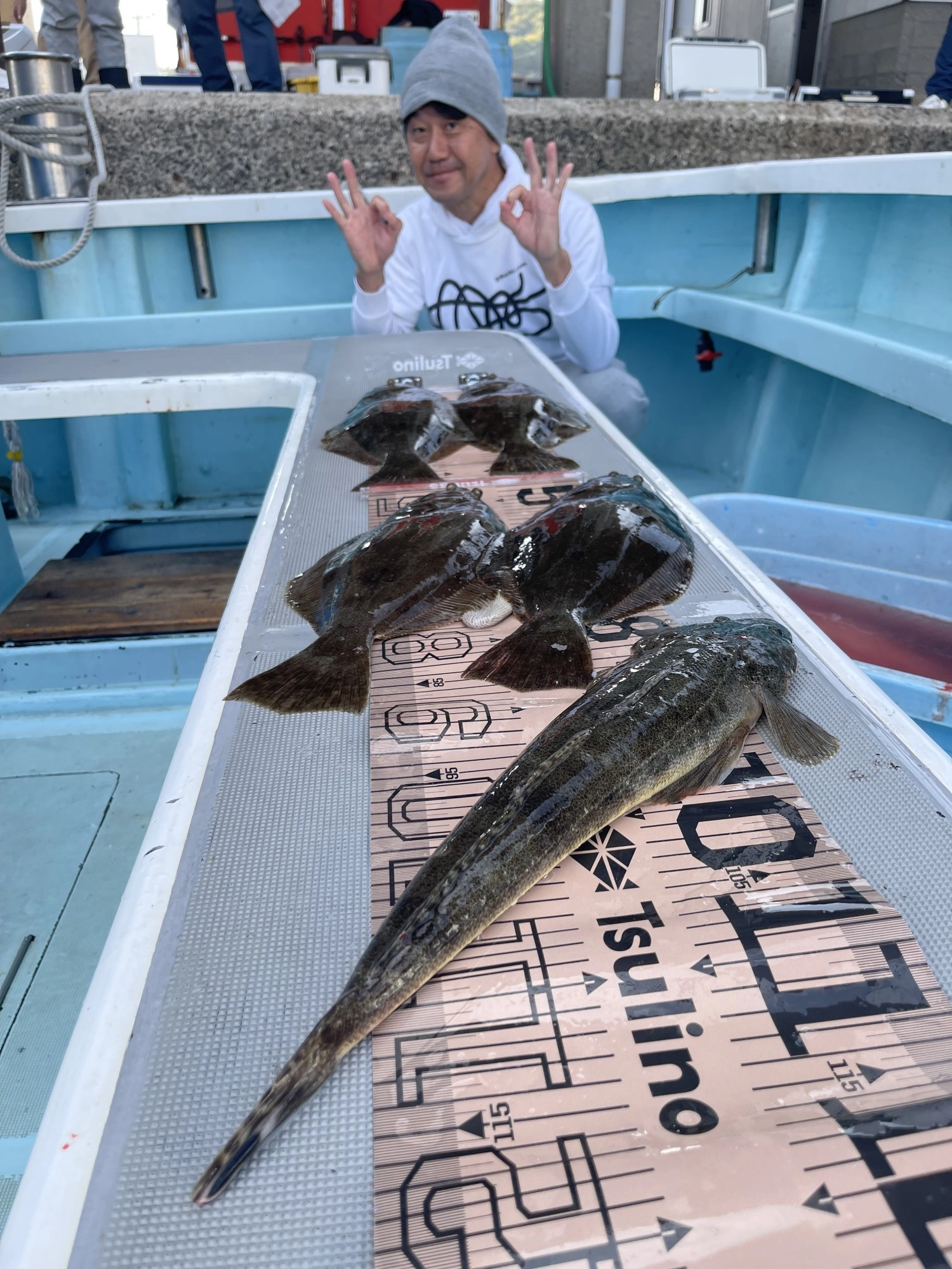 こちらのお客様も朝イチからコンスタントに狩るッψ(｀∇´)ψ