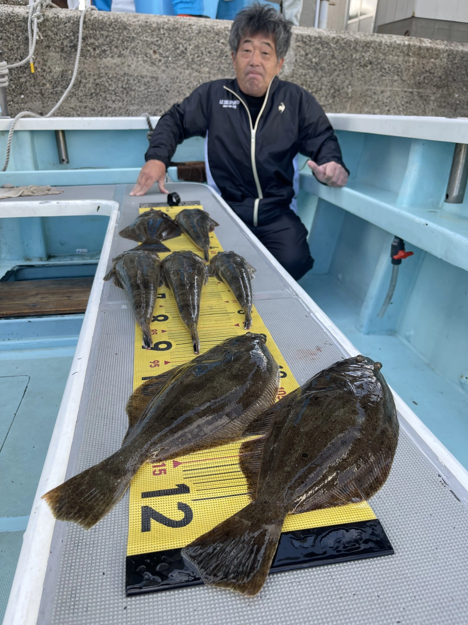 こちらのお客様も朝イチからコンスタントに狩るッψ(｀∇´)ψ